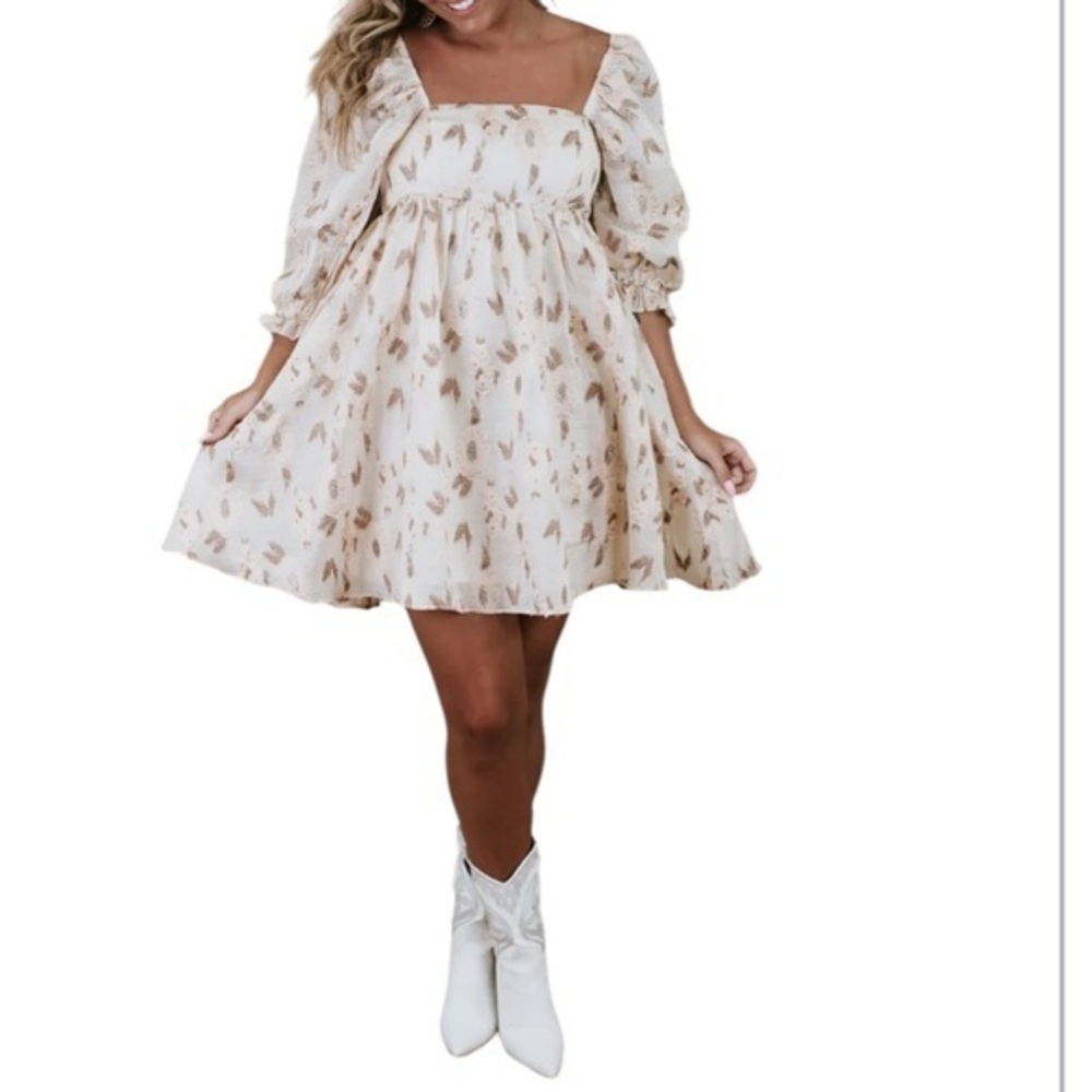 STORIA Elegant puff sleeve mini floral embroidered Cream Dress size small